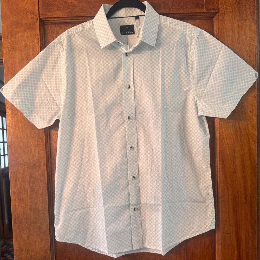 Vustra NWT Button Down Cotton Shirt- Large